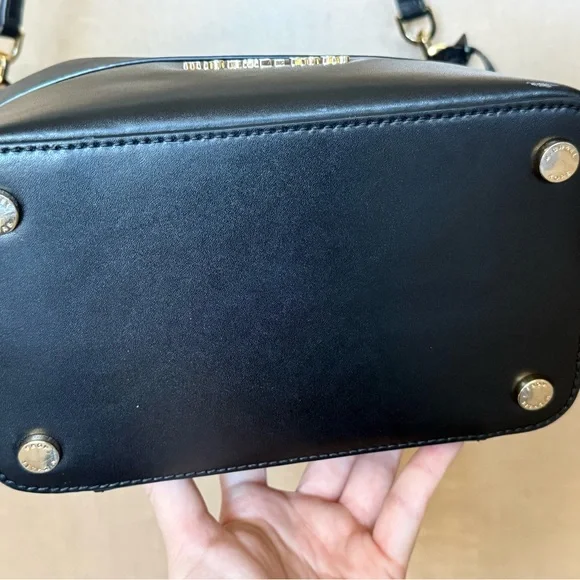 Michael Kors Black Bucket Bag (Trista Medium) - Picture 5 of 6